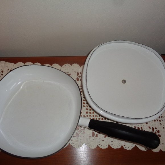 MCM Berggren or Georges Briard Enamel Square Frying Pan 8" and Lid Skillet - Picture 6 of 8